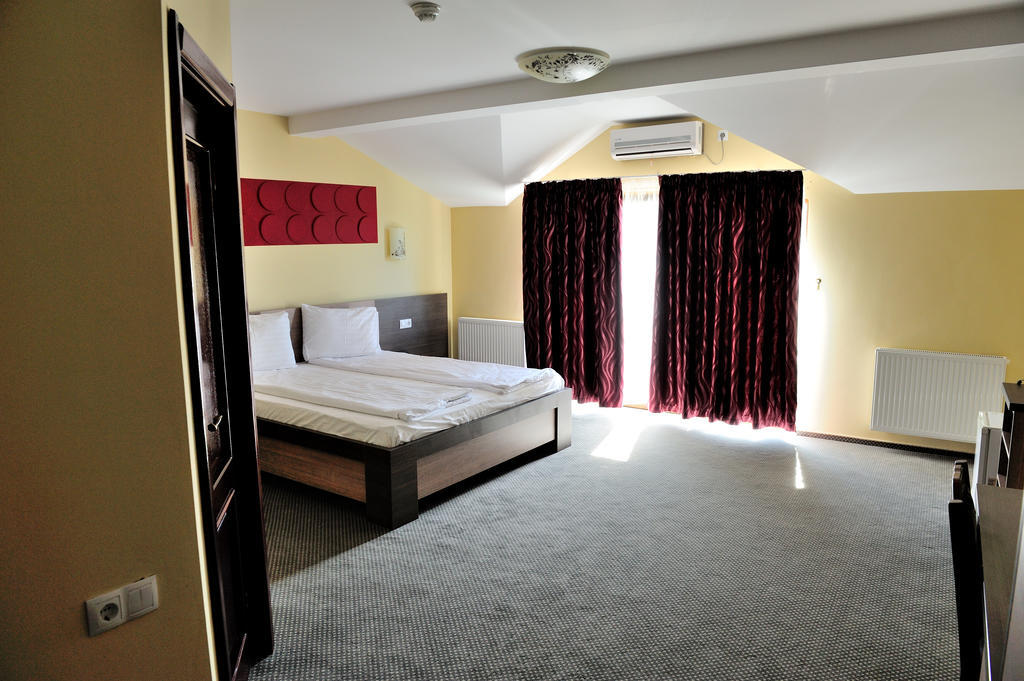 Pensiunea Ioana Gherla Room photo